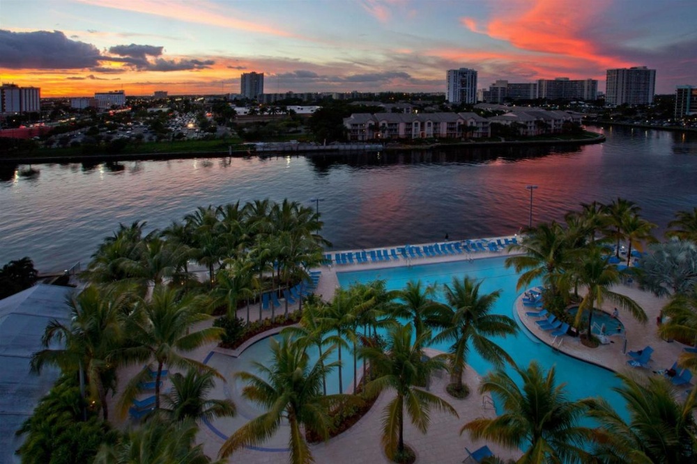 DoubleTree By Hilton Resort Hollywood Beach Image 28